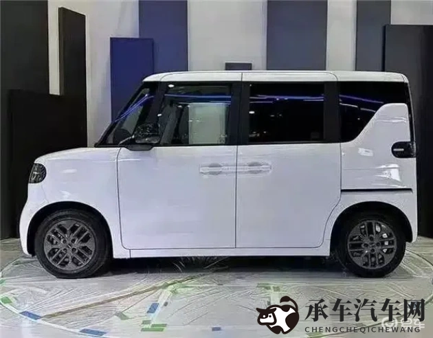 玩弄小男生的小鸡 男同|汽车营销新招：揭秘小男生“萌化”现象-2