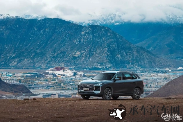 医生把我弄高潮|医生操作中意外引发我快感-1