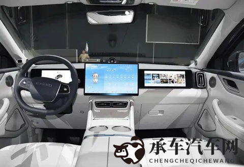 麻花演员李蓉蓉优娜|演员跨界汽车圈，梦想与挑战并存-1