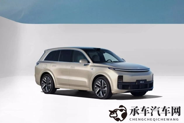 欧美肥臀大白屁股|西方女性丰腴臀部与圆润臀部风采展现-1