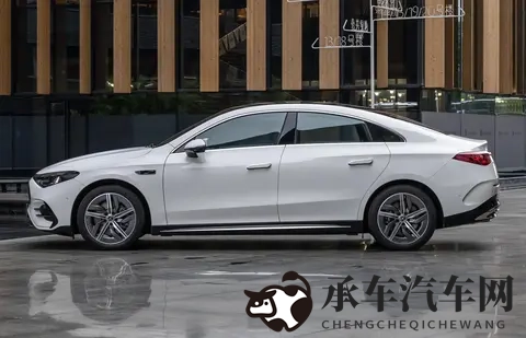 3D 巨大 扶她 疯狂|汽车新潮流:巨屏科技革新驾驶体验-2